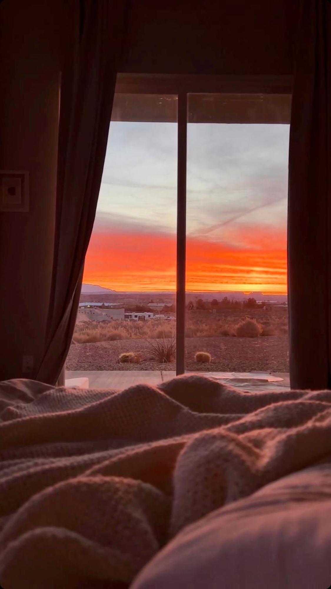 Page Arizona Border Town- Crimson Suite, Desert Canyon Getaway With Views Big Water Buitenkant foto