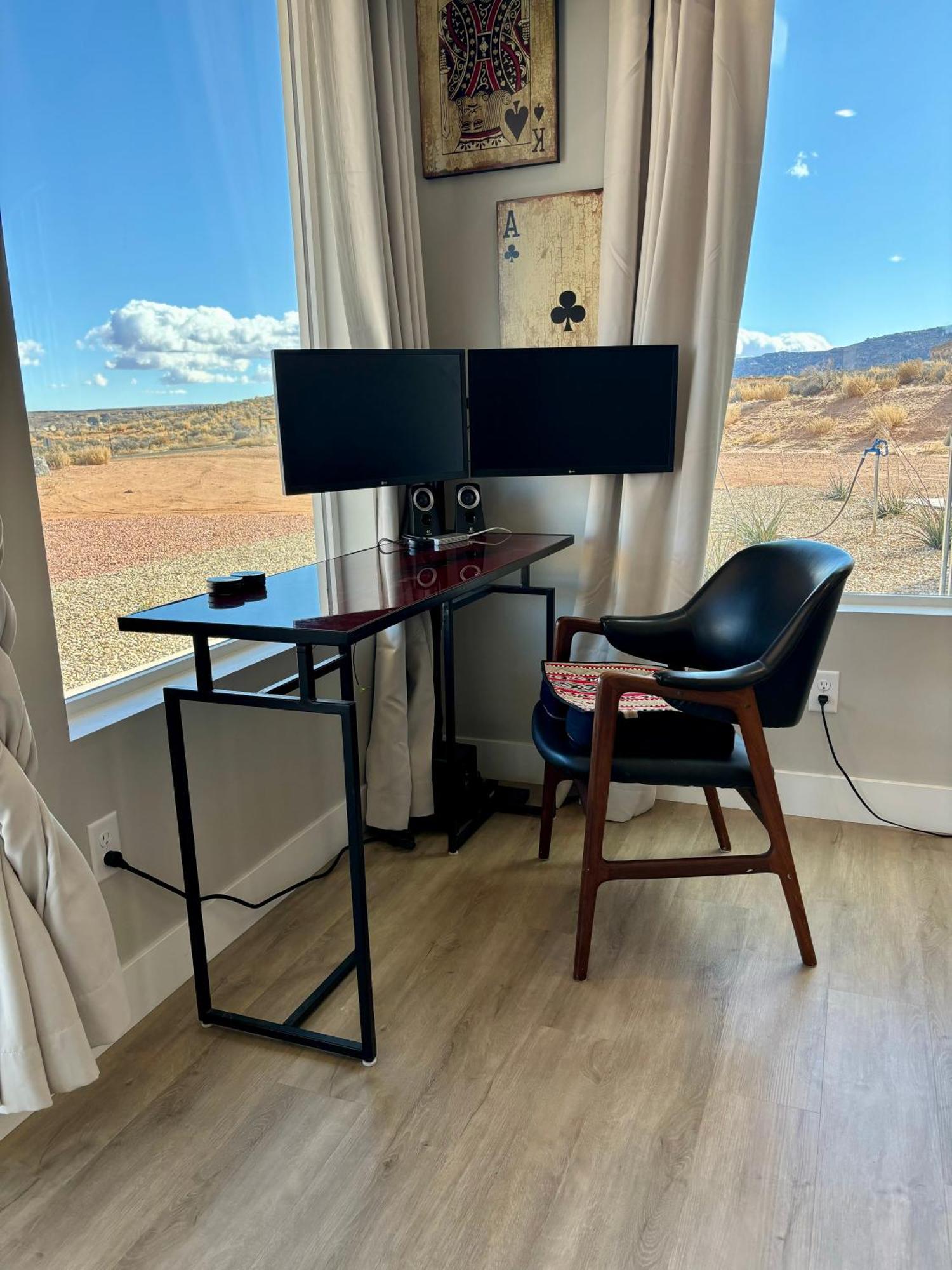 Page Arizona Border Town- Crimson Suite, Desert Canyon Getaway With Views Big Water Buitenkant foto