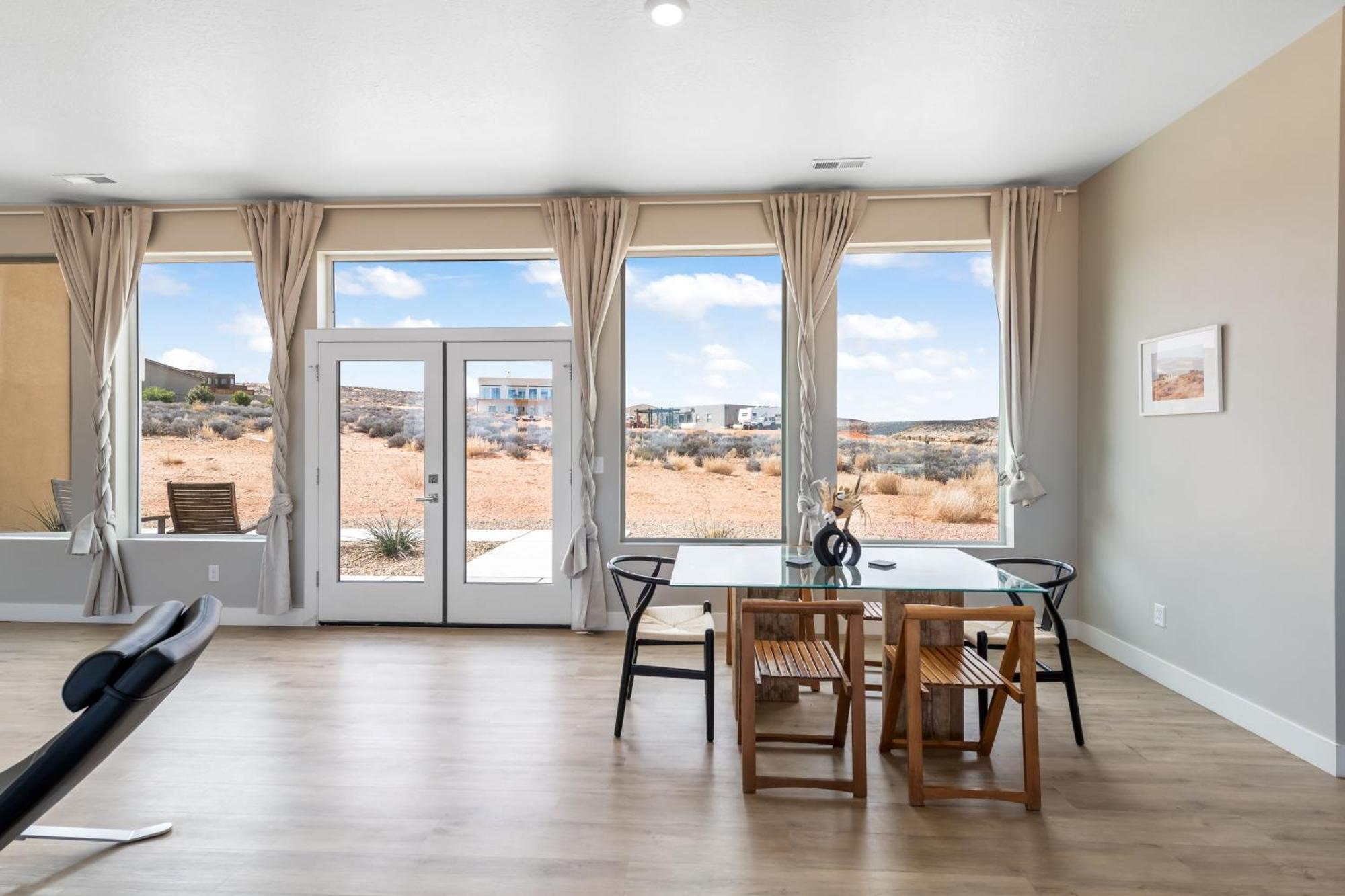 Page Arizona Border Town- Crimson Suite, Desert Canyon Getaway With Views Big Water Buitenkant foto