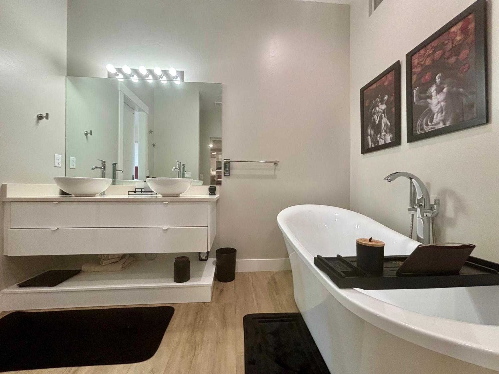 Page Arizona Border Town- Crimson Suite, Desert Canyon Getaway With Views Big Water Buitenkant foto